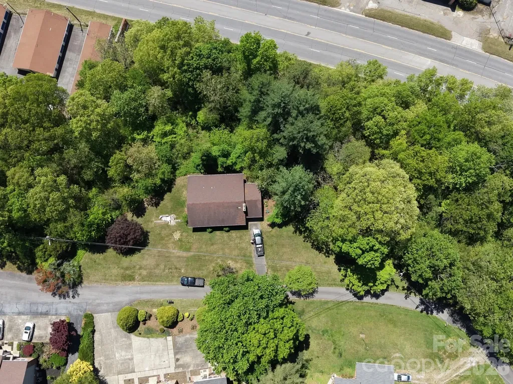 70 Winchester Drive Waynesville NC 28785