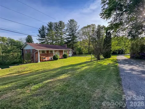 70 Winchester Drive Waynesville NC 28785