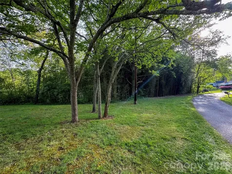 70 Winchester Drive Waynesville NC 28785