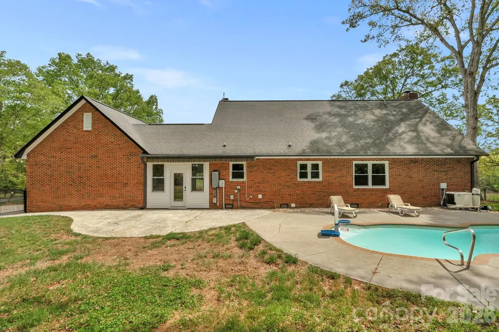 2505 Pleasant Grove Church Road Marshville NC 28103
