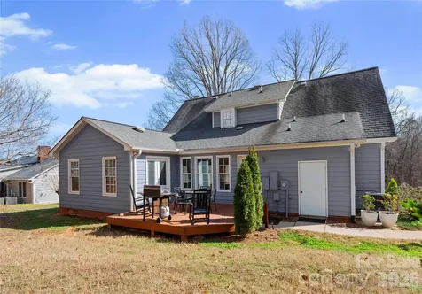 39 Bowen Drive Belmont NC 28012