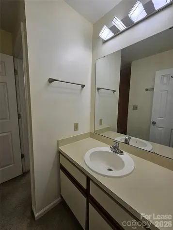 802 Selwyn Oaks Court Charlotte NC 28209