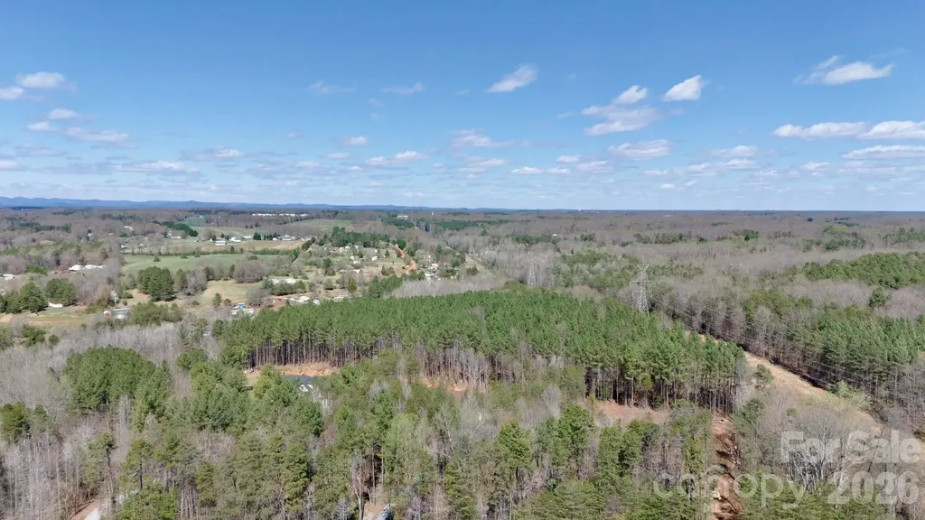 000 Suzanne Lane Statesville NC 28677