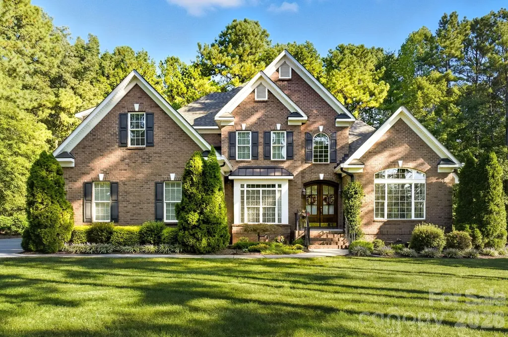 7282 James Court Denver NC 28037