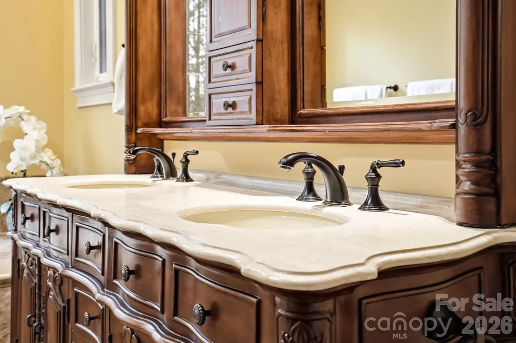 7282 James Court Denver NC 28037