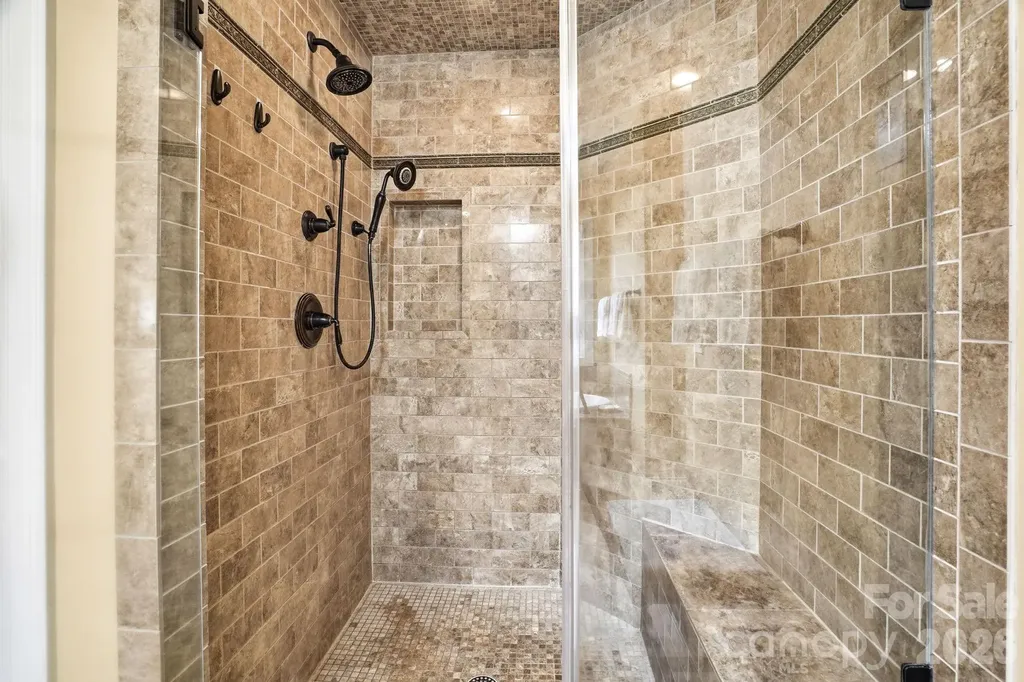 7282 James Court Denver NC 28037