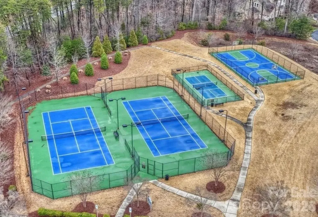 12412 Current Drive Charlotte NC 28278