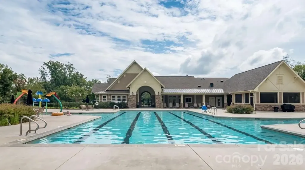 12412 Current Drive Charlotte NC 28278