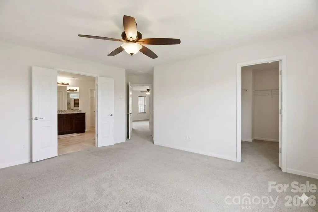 12412 Current Drive Charlotte NC 28278