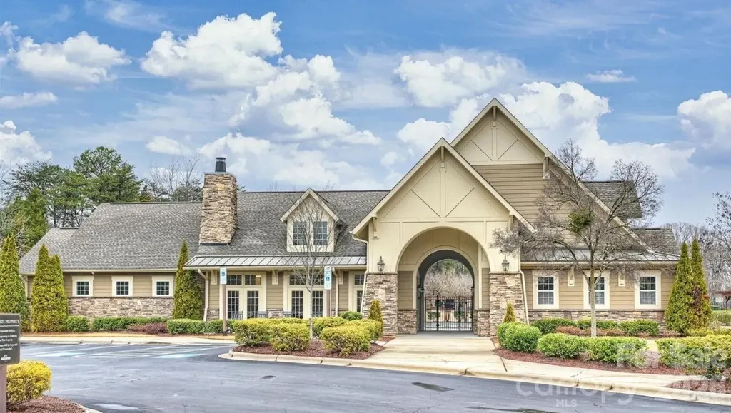 12412 Current Drive Charlotte NC 28278