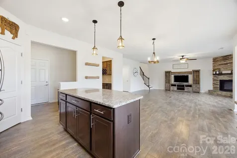 12412 Current Drive Charlotte NC 28278