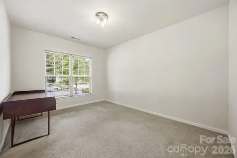12412 Current Drive Charlotte NC 28278
