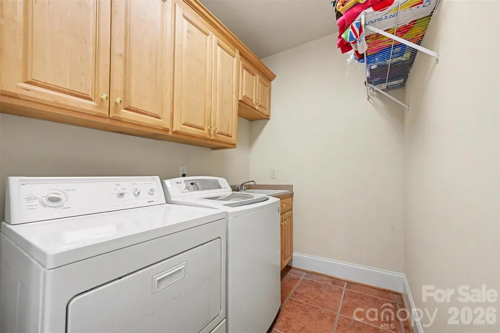 4837 Beth Lane Harrisburg NC 28075