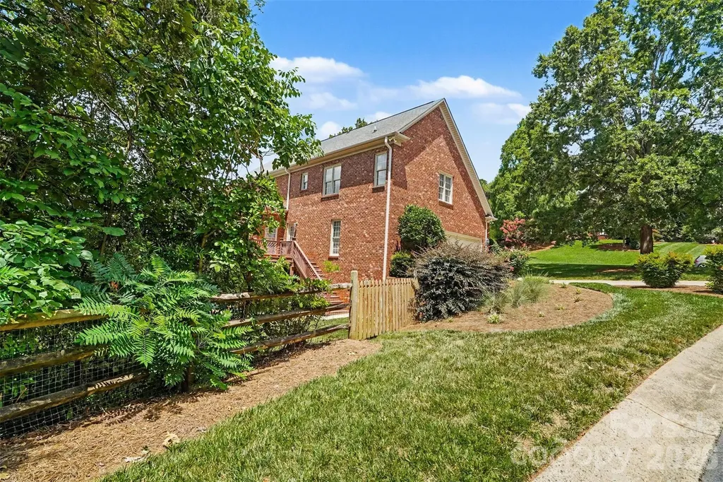 4837 Beth Lane Harrisburg NC 28075