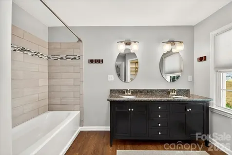 3425 Airlie Street Charlotte NC 28205