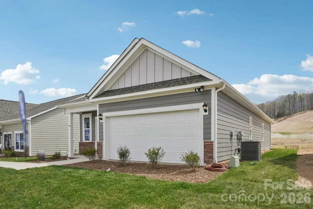 37 Cora View Trail Waynesville NC 28785