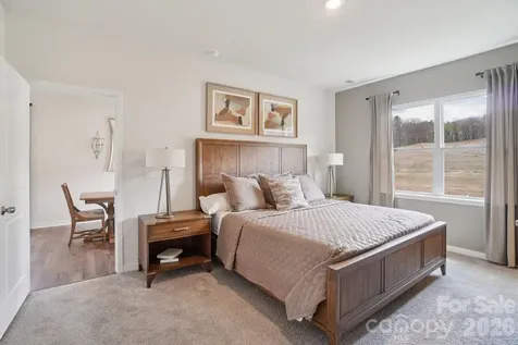 37 Cora View Trail Waynesville NC 28785