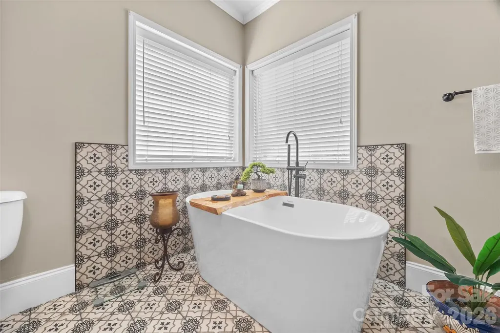 204 Moore Drive Gastonia NC 28056
