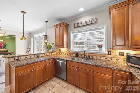 204 Moore Drive Gastonia NC 28056