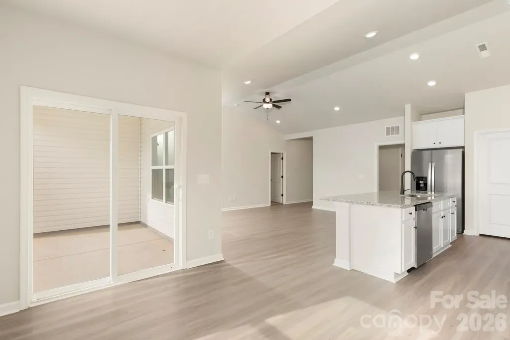 3446 Robindale Drive Winston Salem NC 27107