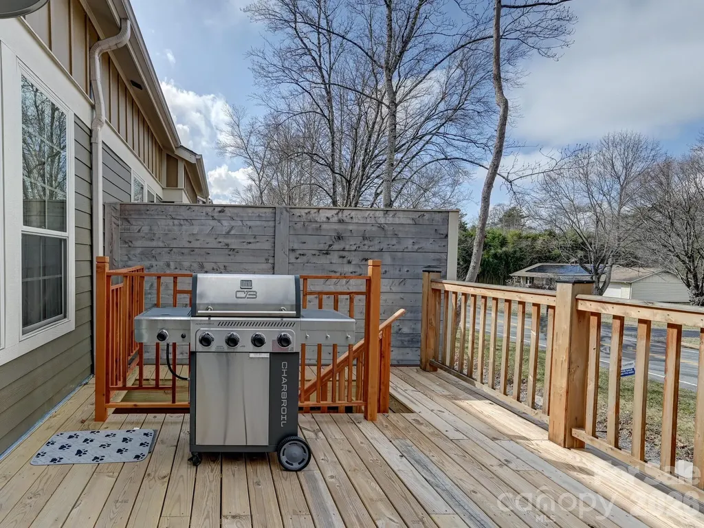 554 Sweet Birch Park Lane Black Mountain NC 28711