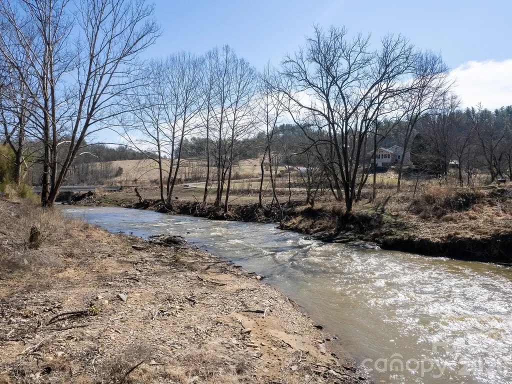3509 Gabriels Creek Road Mars Hill NC 28754