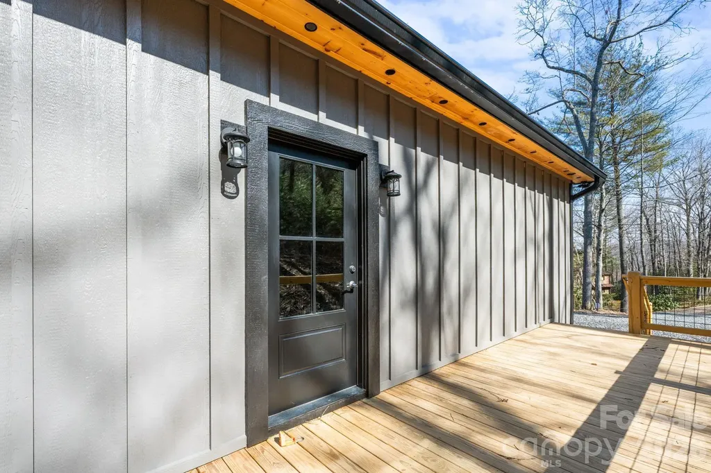 162 Shady Oak Lane West Jefferson NC 28694