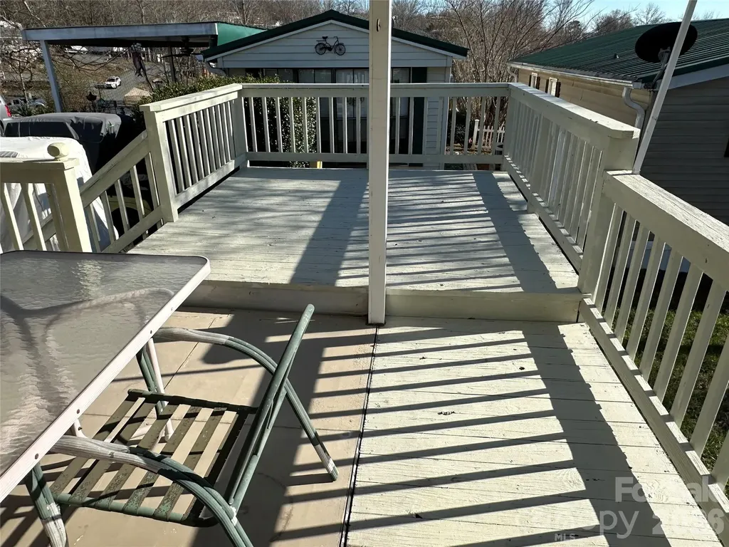 182 Marina Drive New London NC 28127