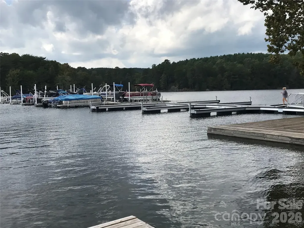 182 Marina Drive New London NC 28127
