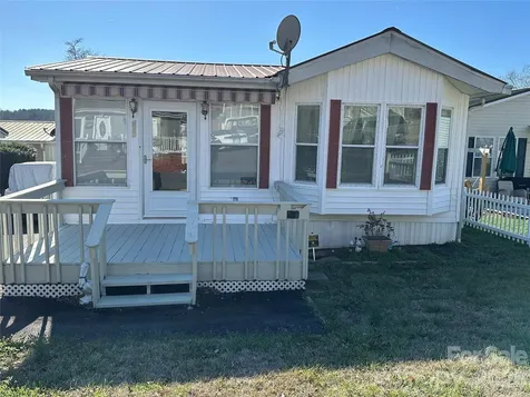 182 Marina Drive New London NC 28127