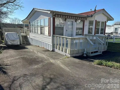 182 Marina Drive New London NC 28127