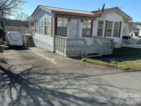 182 Marina Drive New London NC 28127