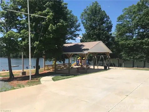 182 Marina Drive New London NC 28127