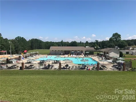 182 Marina Drive New London NC 28127