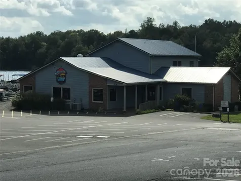 182 Marina Drive New London NC 28127