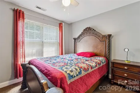 2428 Madison Green Drive Gastonia NC 28054