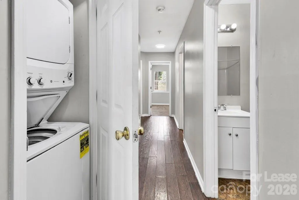 1638 Arlyn Circle Charlotte NC 28213