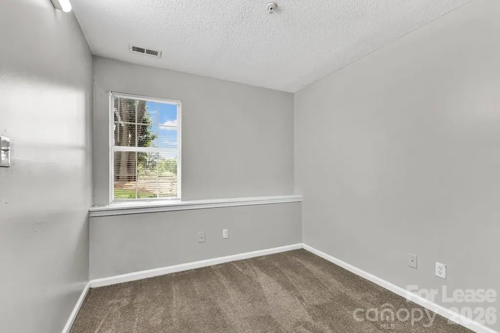 1638 Arlyn Circle Charlotte NC 28213