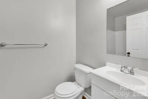 1638 Arlyn Circle Charlotte NC 28213