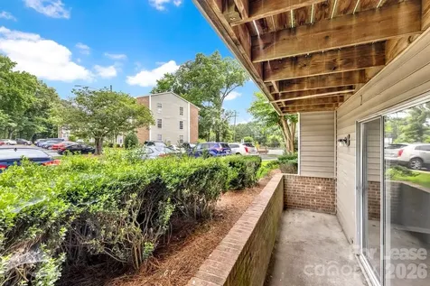 1638 Arlyn Circle Charlotte NC 28213