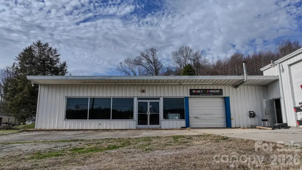 471 & 457 E Main Street Old Fort NC 28762
