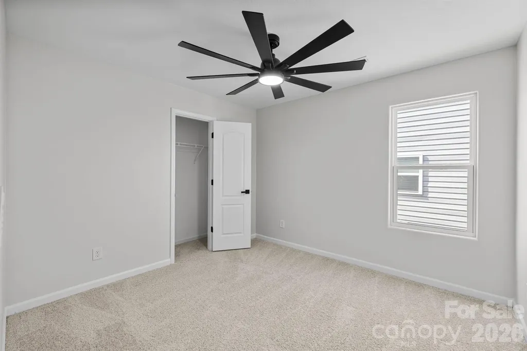 8203 Paw Valley Lane Charlotte NC 28214