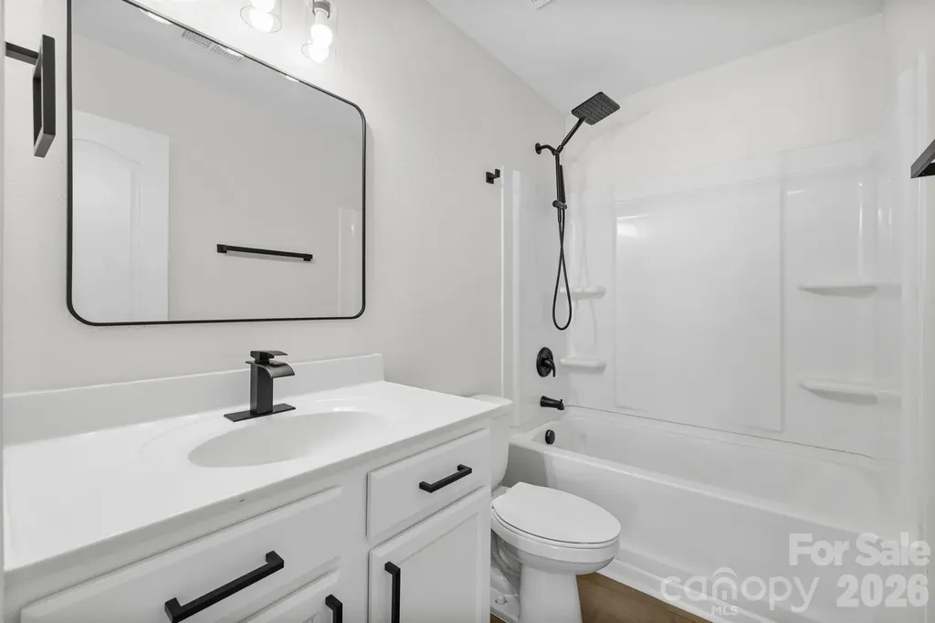 8203 Paw Valley Lane Charlotte NC 28214