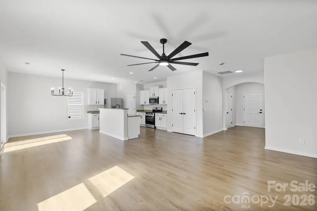 8203 Paw Valley Lane Charlotte NC 28214
