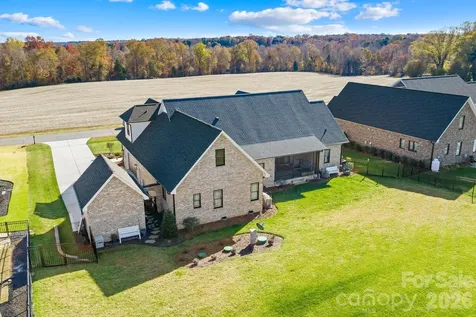 2983 Tavistock Lane Lincolnton NC 28092