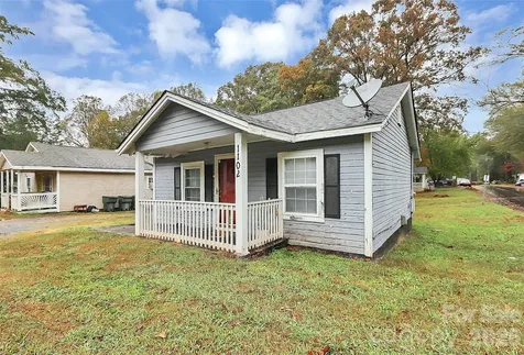 1102 W Davidson Avenue Gastonia NC 28052