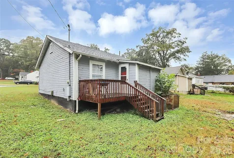 1102 W Davidson Avenue Gastonia NC 28052