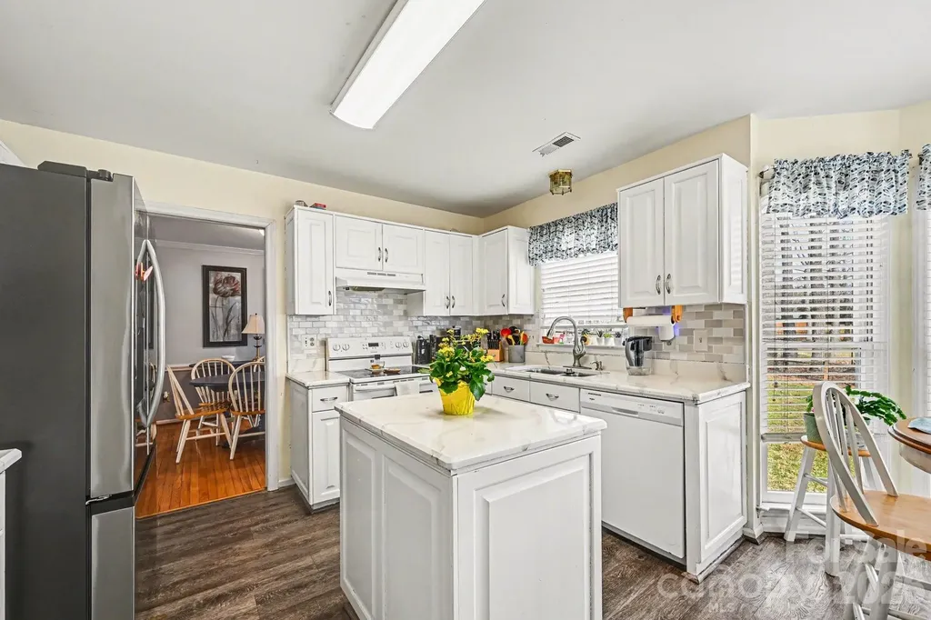 3110 Ivy Creek Road Gastonia NC 28056