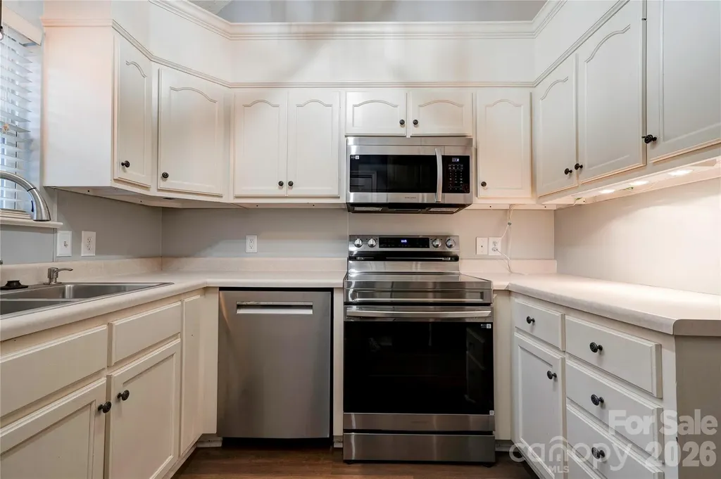 174 Columns Circle Shelby NC 28150