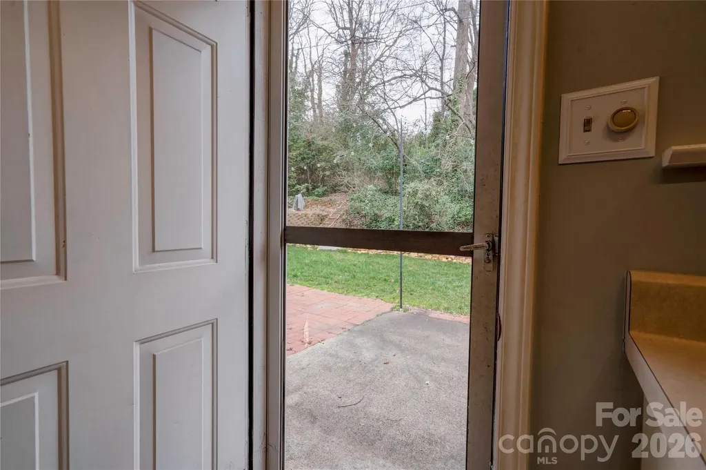 174 Columns Circle Shelby NC 28150